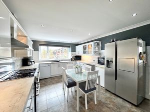 Photo 17- click for photo gallery